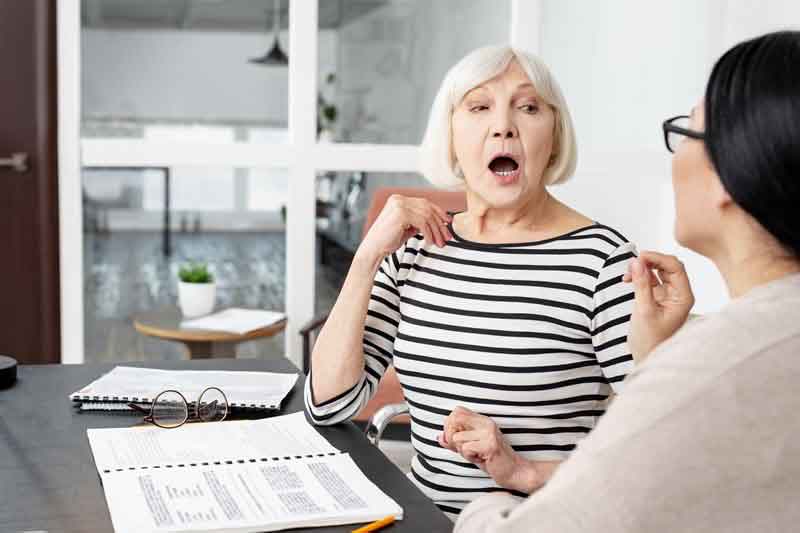 اختلال گفتار درمانی در سالمند چیست؟